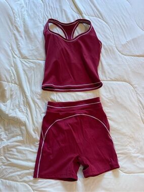 Women’s Seamless Active Tank and Short Set - Burgundy